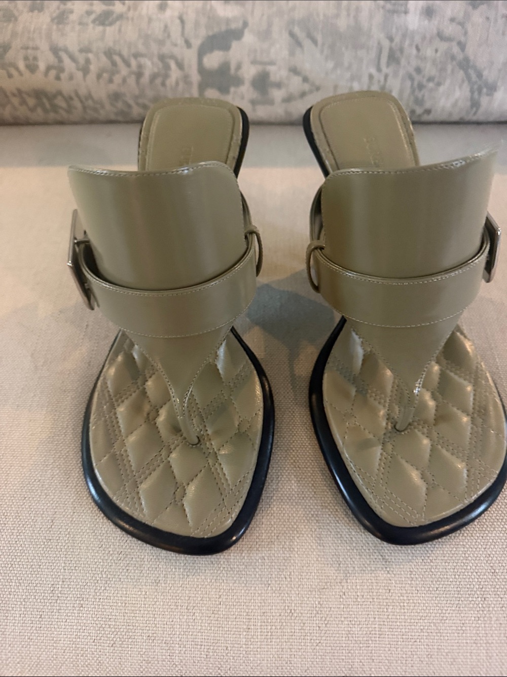 Burberry Bay quilted Laural Sandals 36